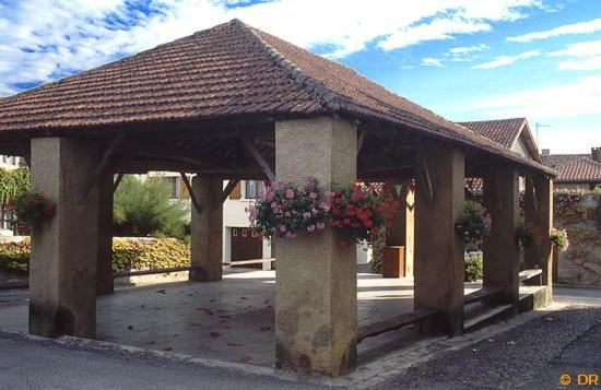 Gite, Jacuzzi & Vin Au Grenier De Madiran Eksteriør billede